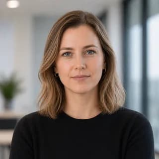 Lena Schmidt, ein KI-Interviewer