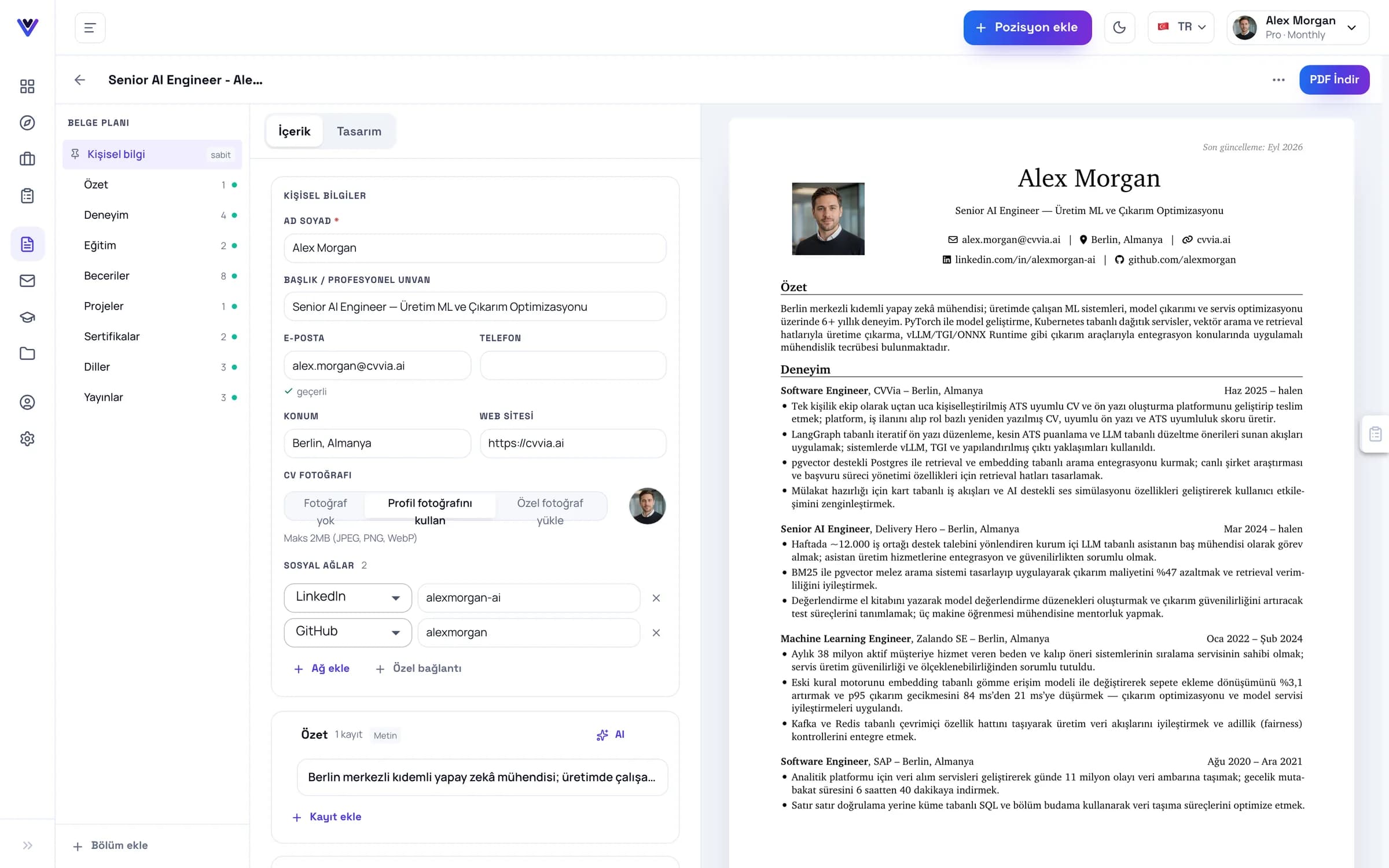 Alanların yanında gerçek A4 önizlemesiyle CV editörü